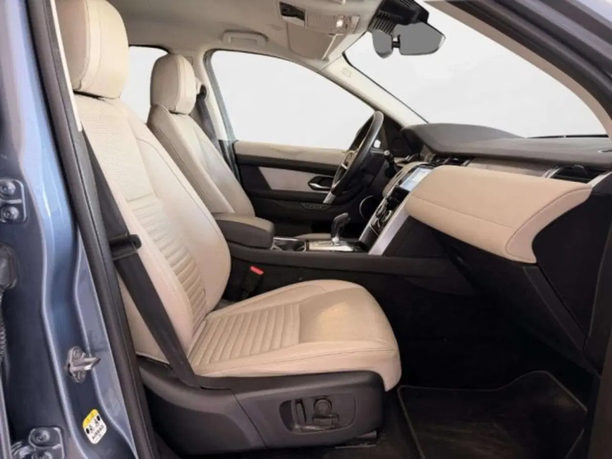 Land Rover Discovery Sport usata a Siena (3)