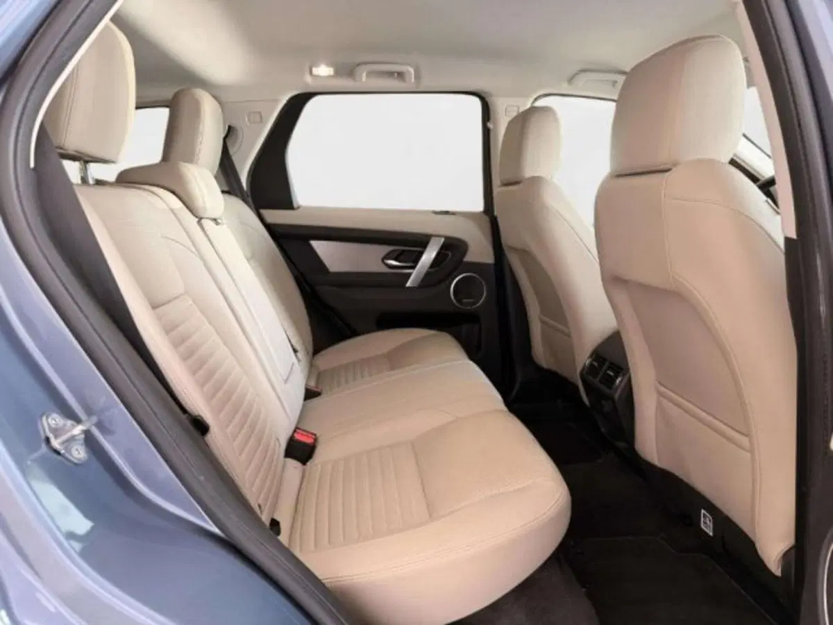 Land Rover Discovery Sport usata a Siena (5)