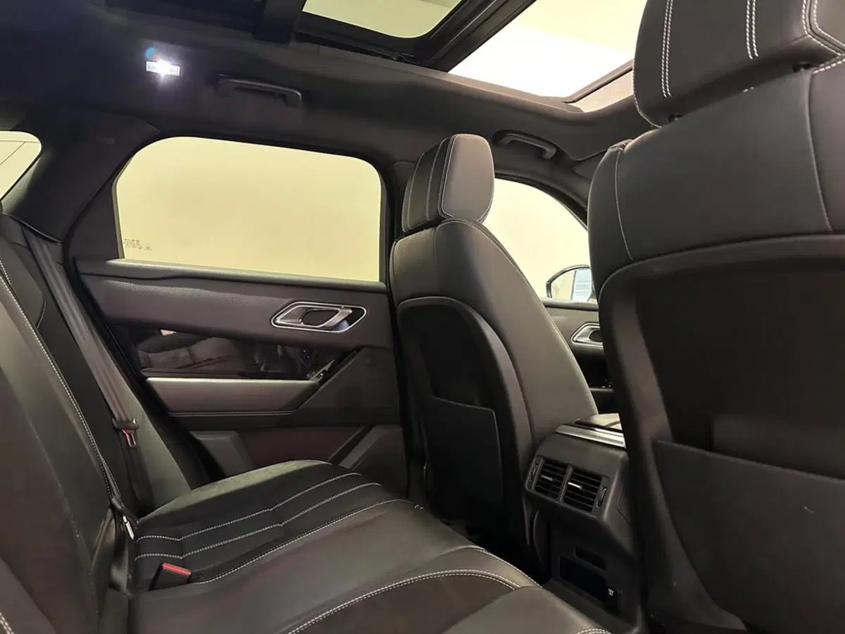 Land Rover Range Rover Velar usata a Varese (6)