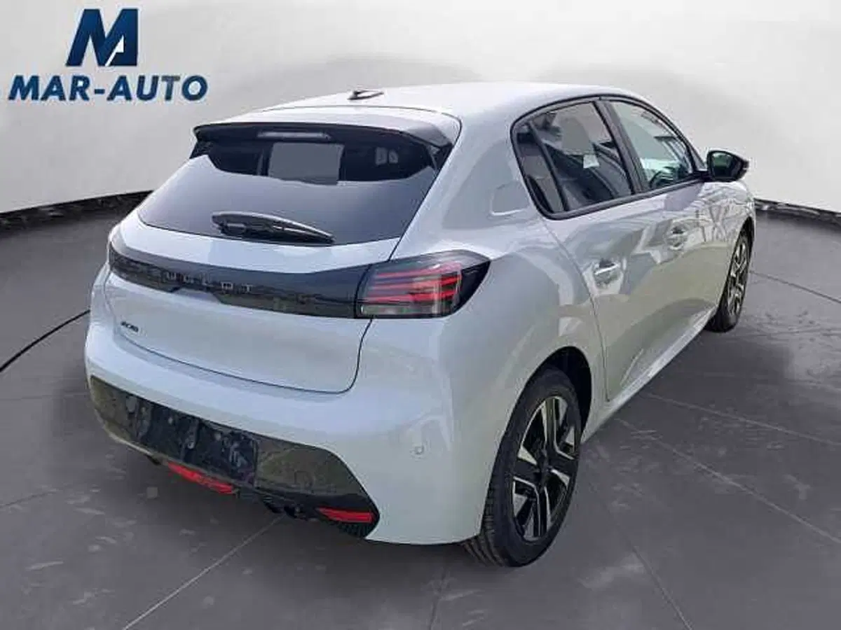 Peugeot 208 nuova a Treviso (4)