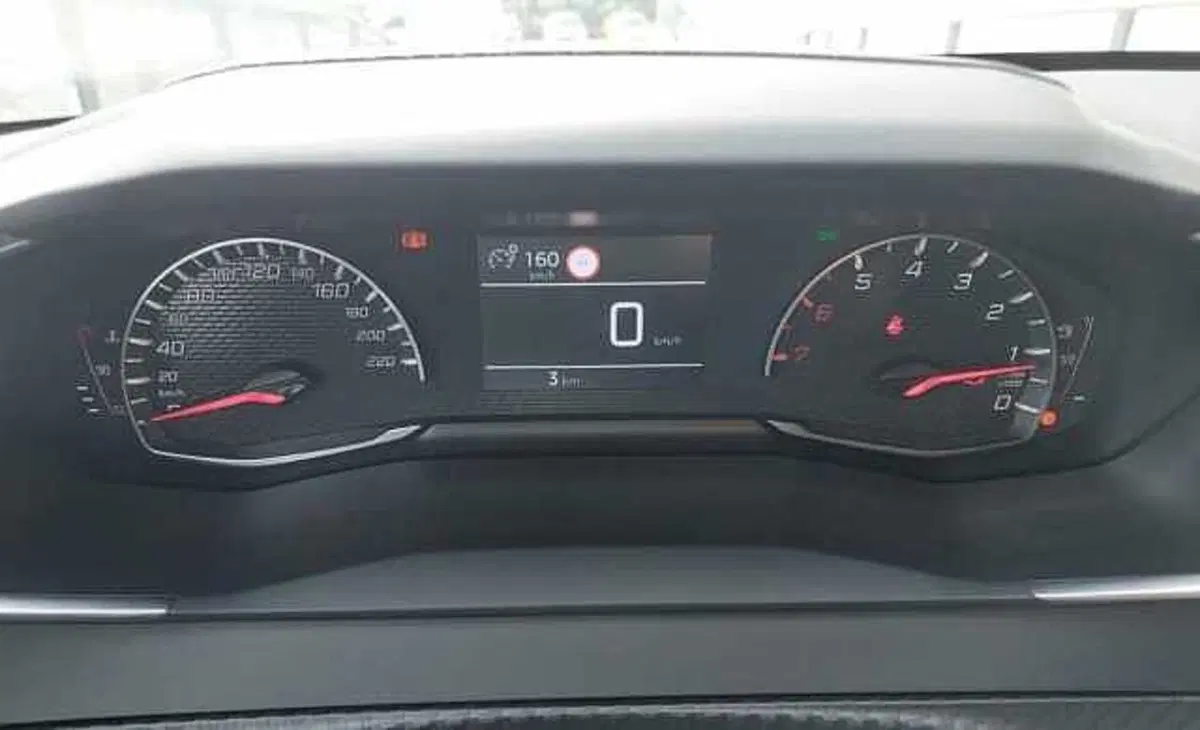 Peugeot 208 nuova a Treviso (11)