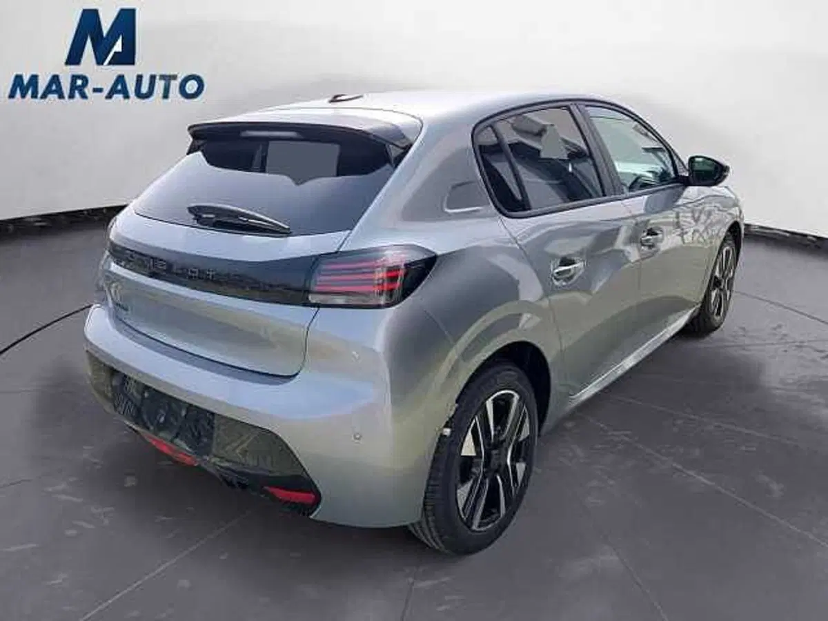 Peugeot 208 nuova a Treviso (3)