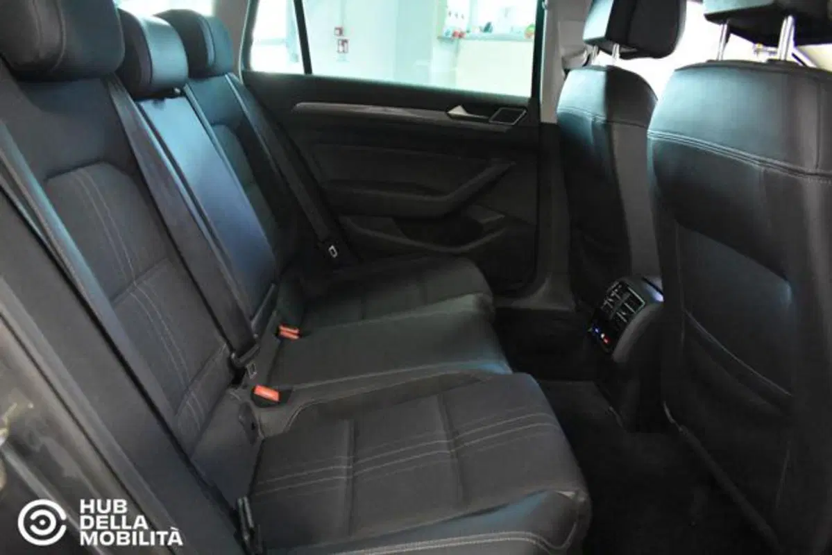 Volkswagen Passat Variant usata a Perugia (12)