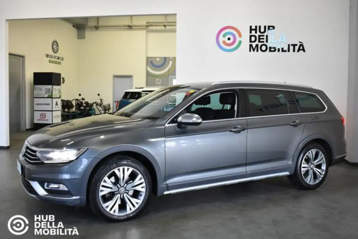 Volkswagen Passat Variant usata a Perugia (3)