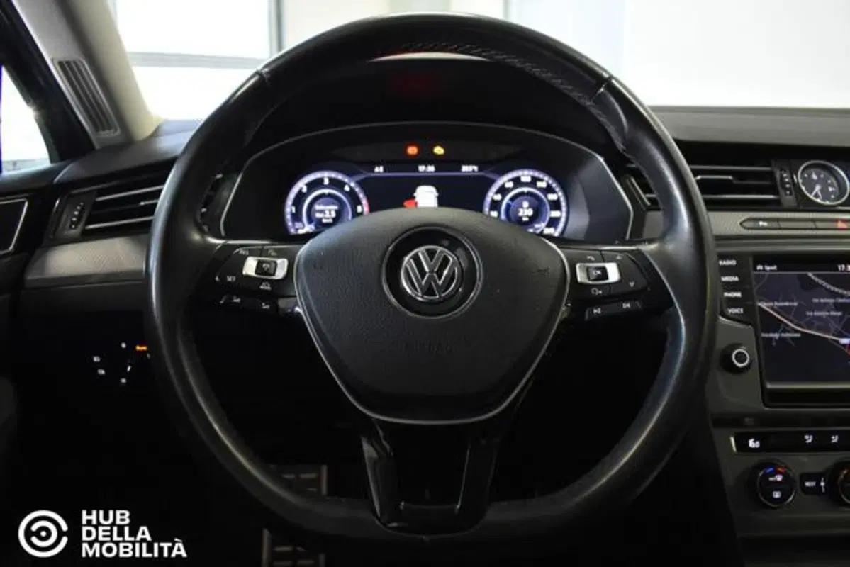 Volkswagen Passat Variant usata a Perugia (9)
