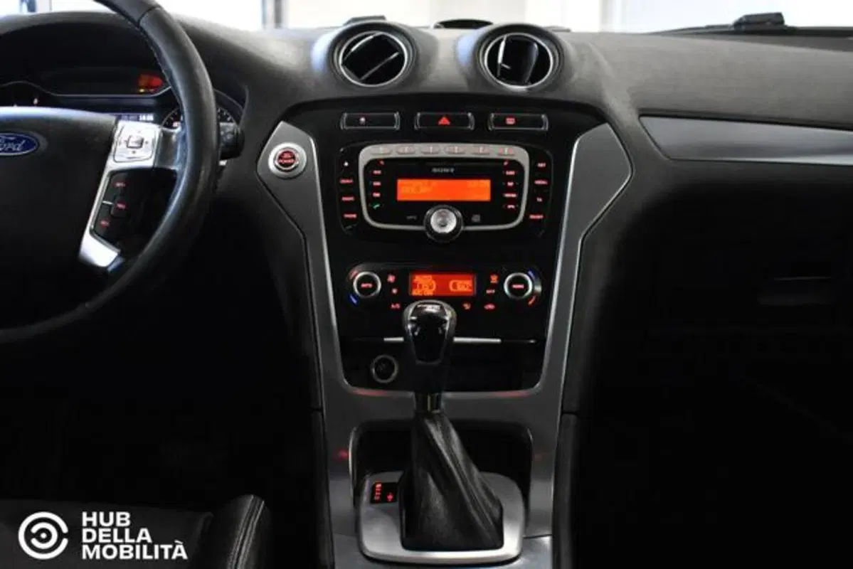 Ford Mondeo Station Wagon usata a Perugia (11)