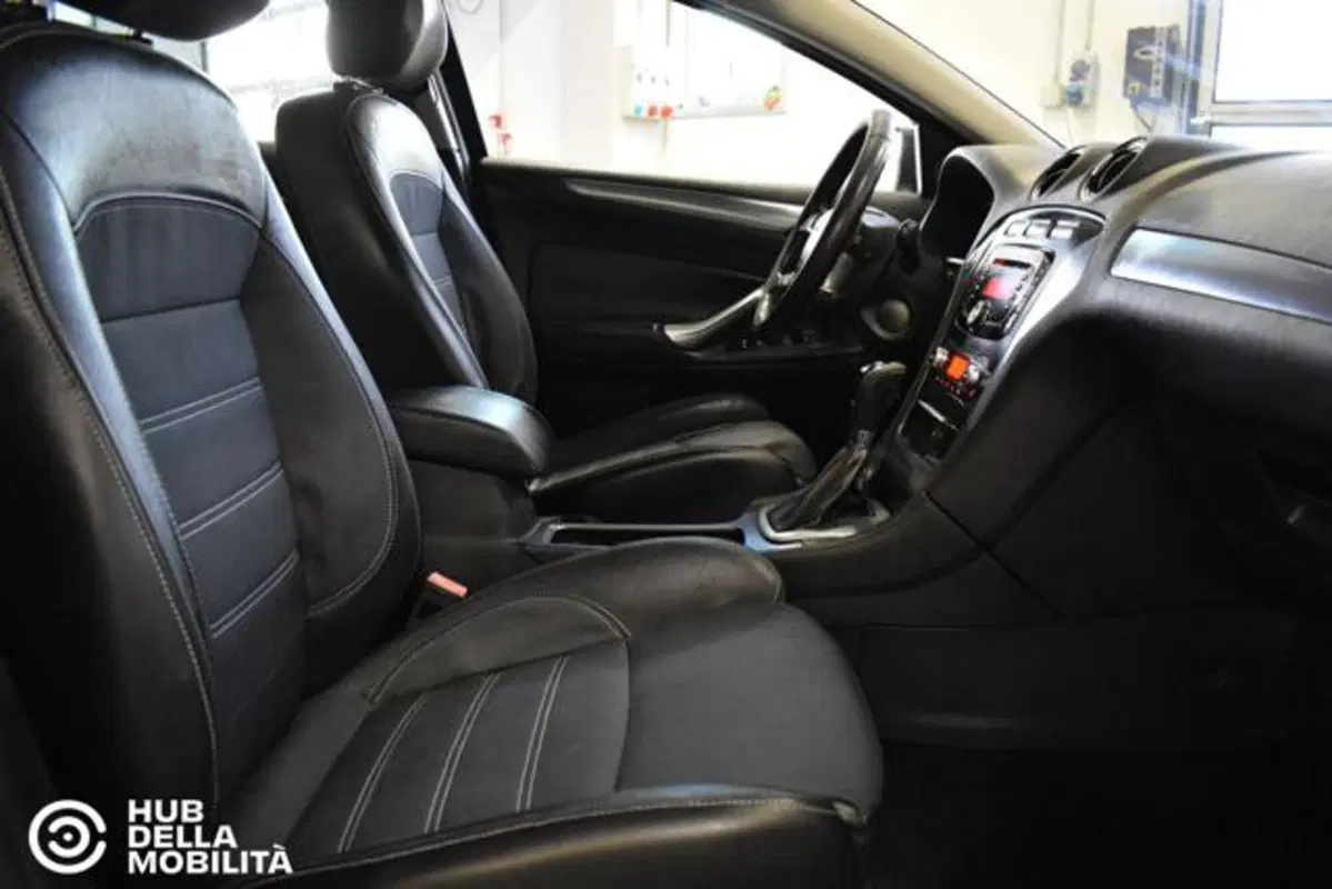 Ford Mondeo Station Wagon usata a Perugia (13)
