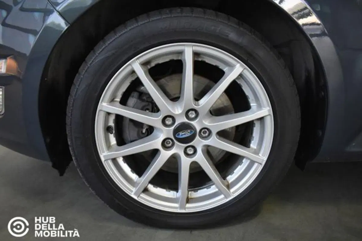 Ford Mondeo Station Wagon usata a Perugia (17)