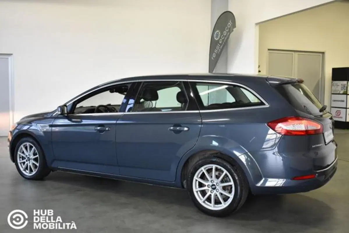 Ford Mondeo Station Wagon usata a Perugia (4)