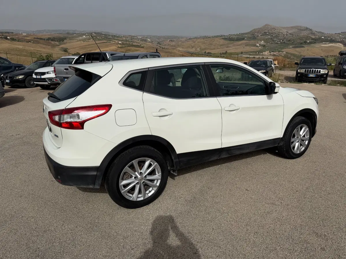 Nissan Qashqai usata a Agrigento (4)