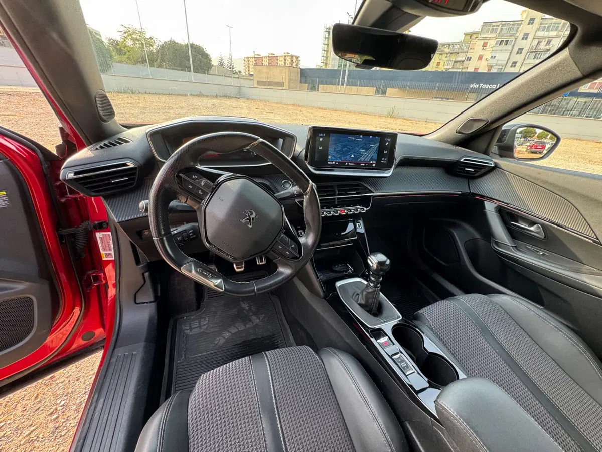 Peugeot 2008 usata a Palermo (6)