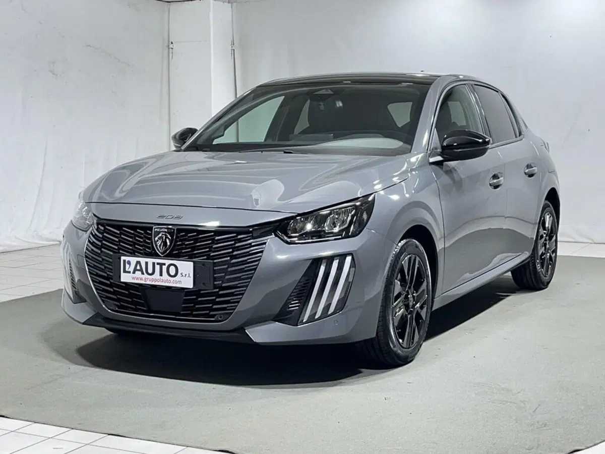 Peugeot 208 nuova a Sondrio