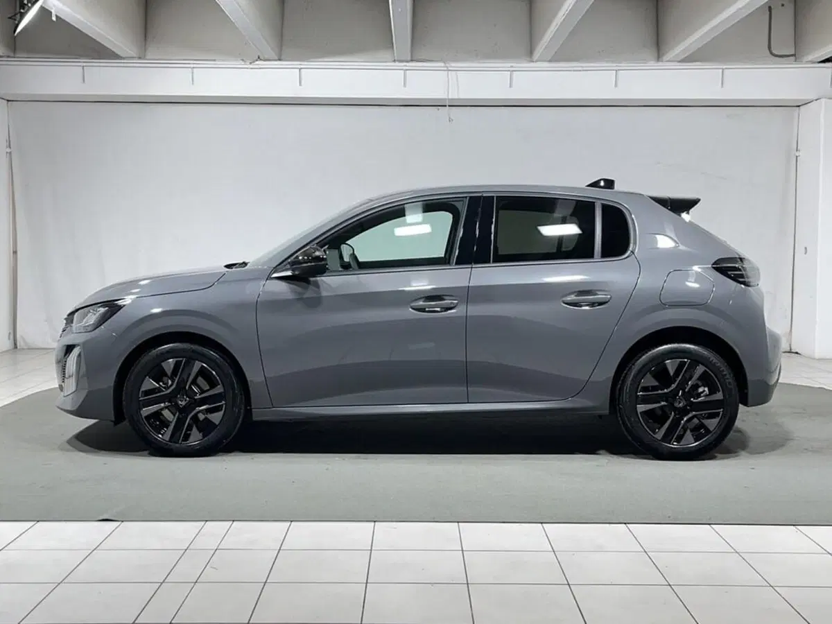Peugeot 208 nuova a Sondrio (2)