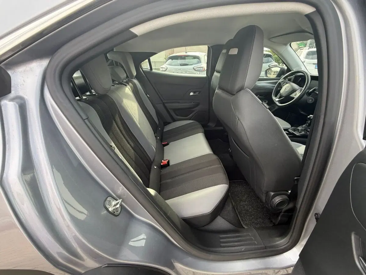 Opel Mokka usata a Firenze (12)