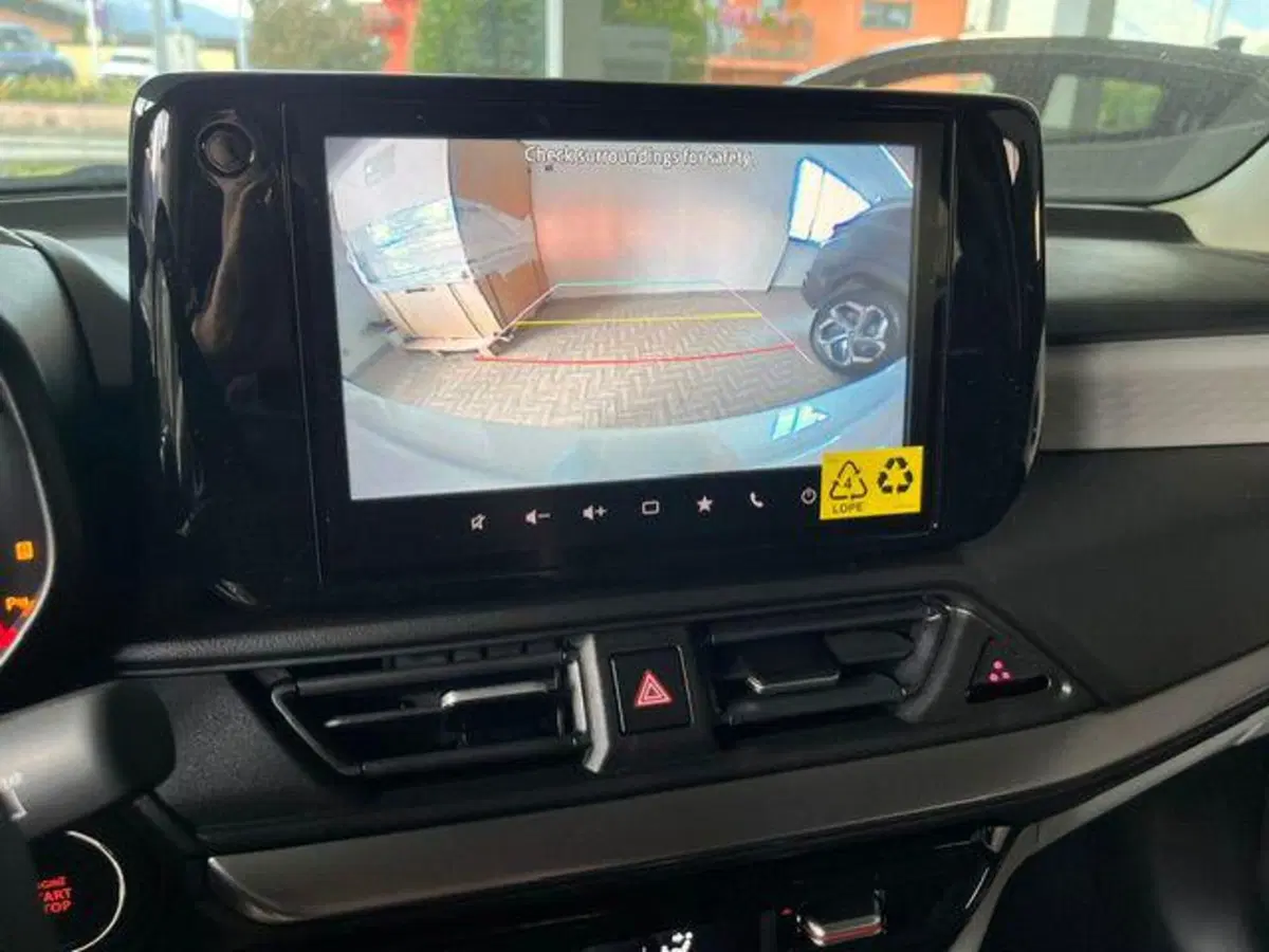 Suzuki Swift nuova a Verbano Cusio Ossola (17)