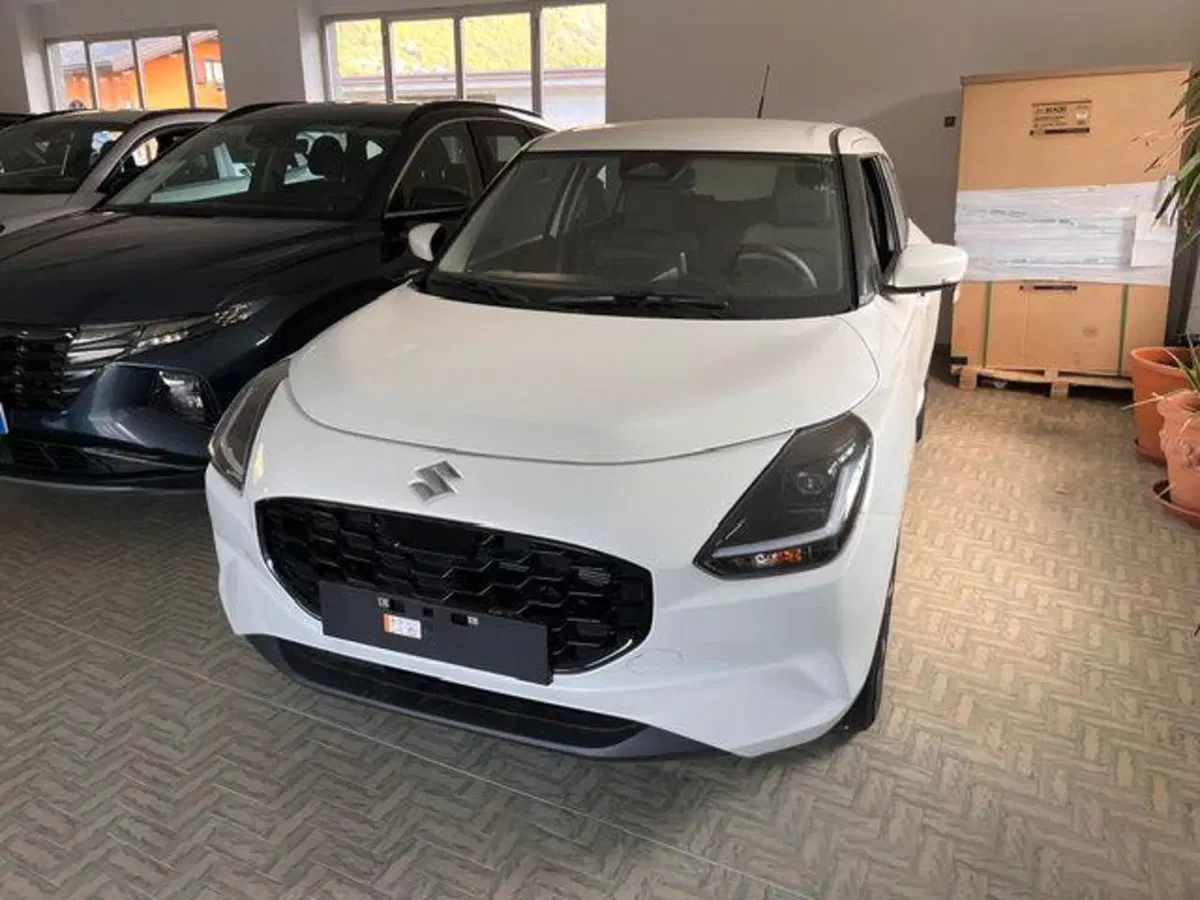 Suzuki Swift nuova a Verbano Cusio Ossola (2)