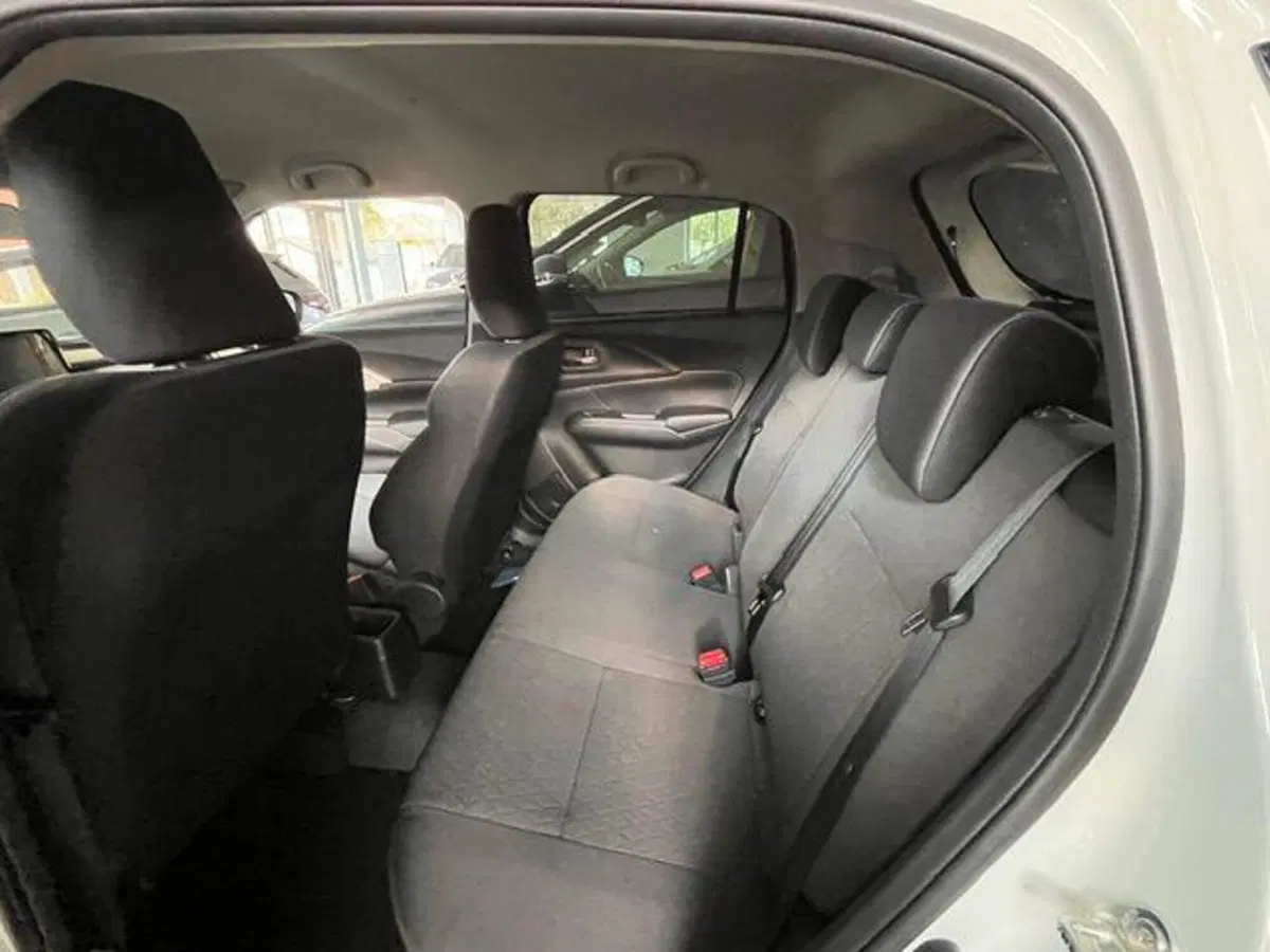 Suzuki Swift nuova a Verbano Cusio Ossola (7)