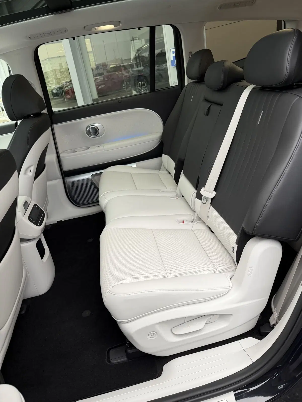 Hyundai Ioniq 9 nuova a Vercelli (14)