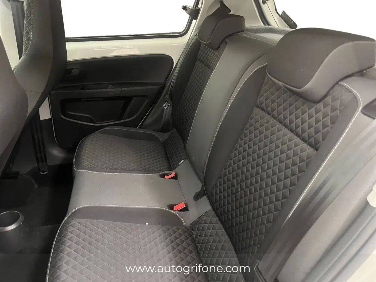 Skoda Citigo usata a Modena (13)