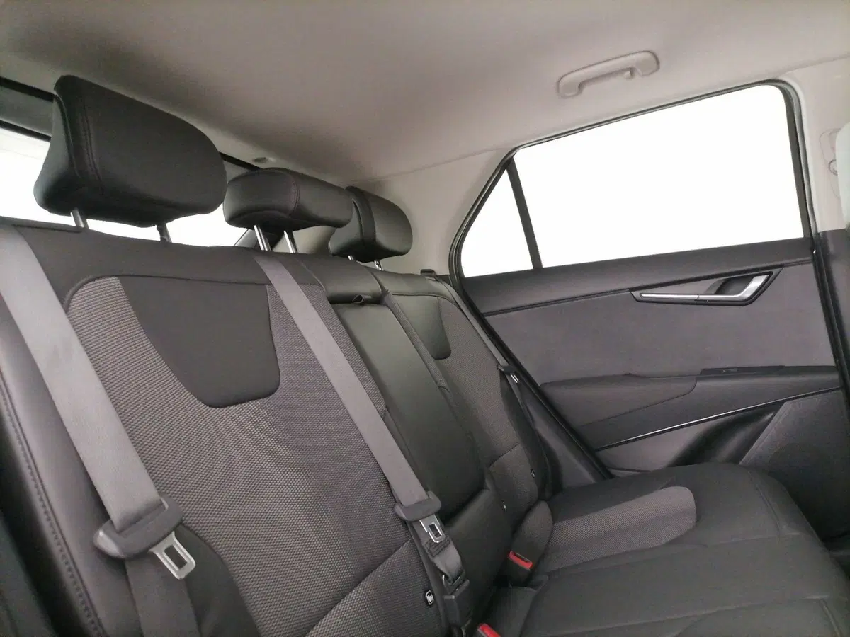 Kia Niro usata a Roma (8)