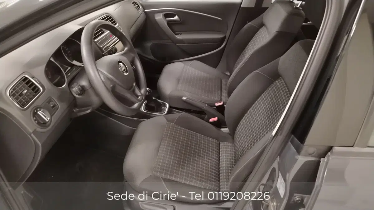 Volkswagen Polo usata a Torino (7)