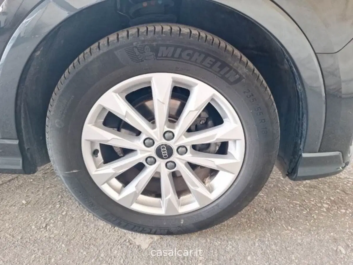 Audi Q3 Sportback usata a Salerno (17)