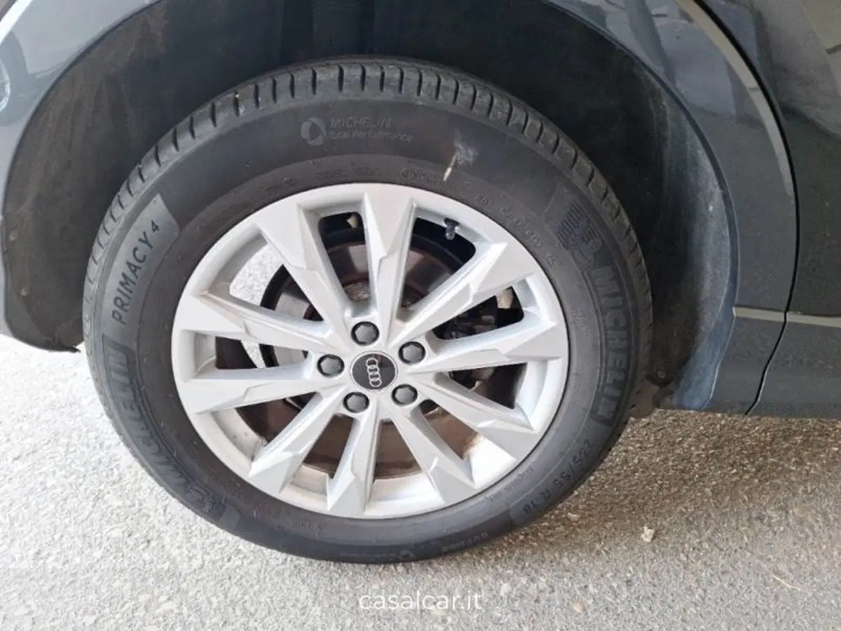 Audi Q3 Sportback usata a Salerno (18)