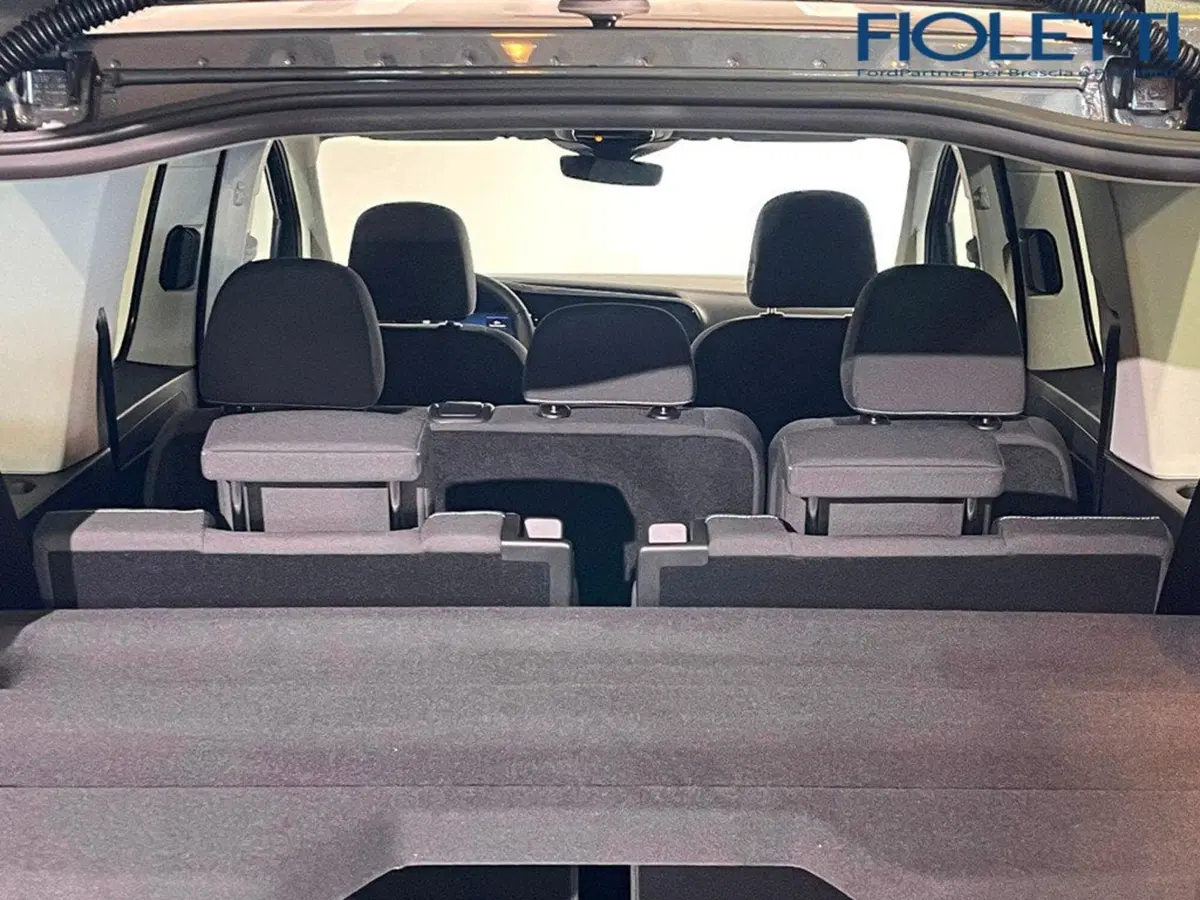 Ford Tourneo Connect usata a Brescia (15)