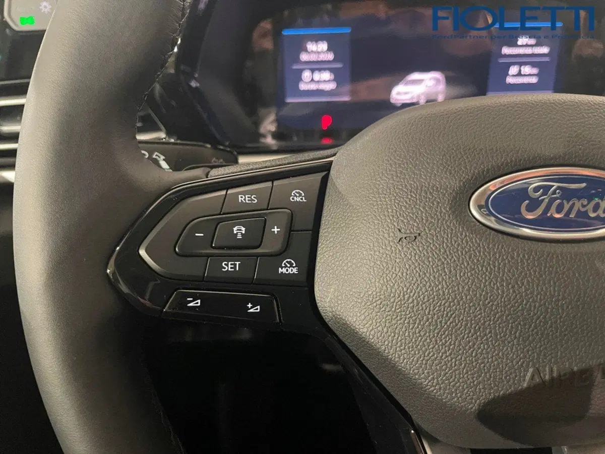 Ford Tourneo Connect usata a Brescia (17)