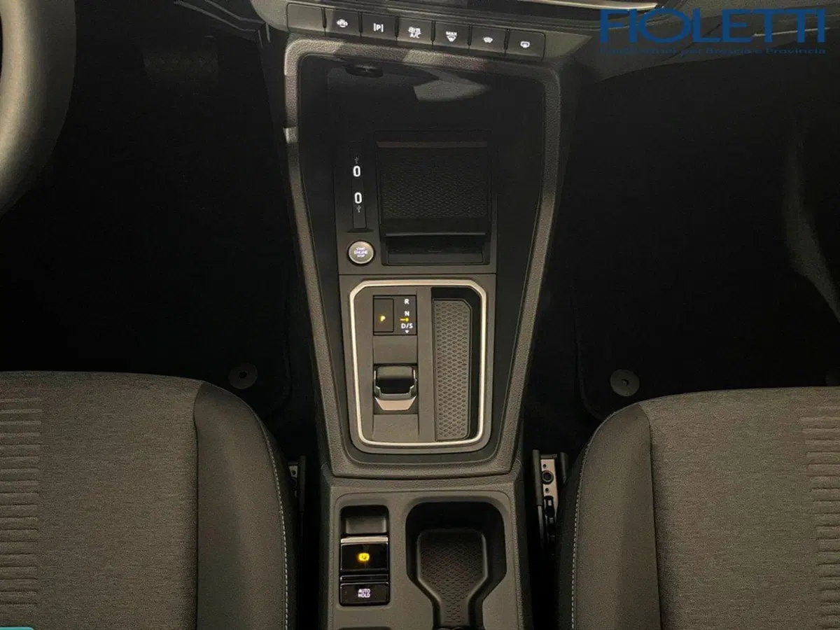 Ford Tourneo Connect usata a Brescia (18)