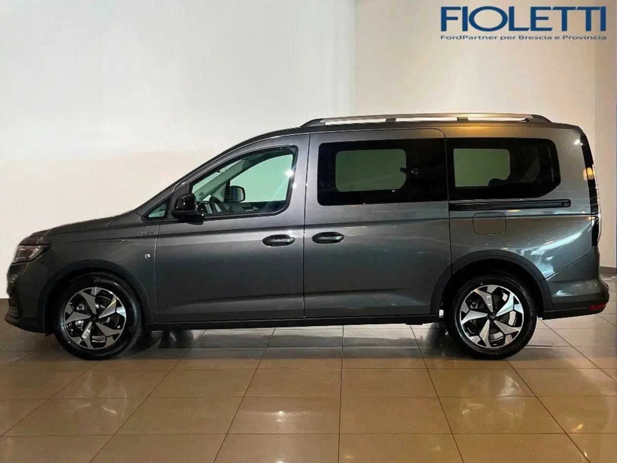 Ford Tourneo Connect usata a Brescia (4)