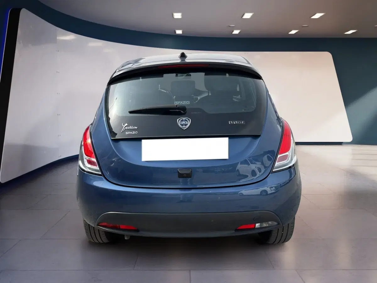 Lancia Ypsilon usata a Torino (5)