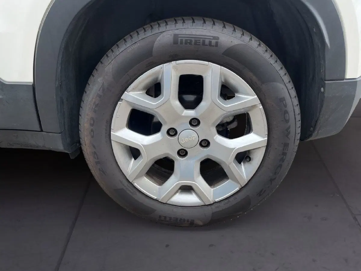 Jeep Avenger usata a Torino (5)