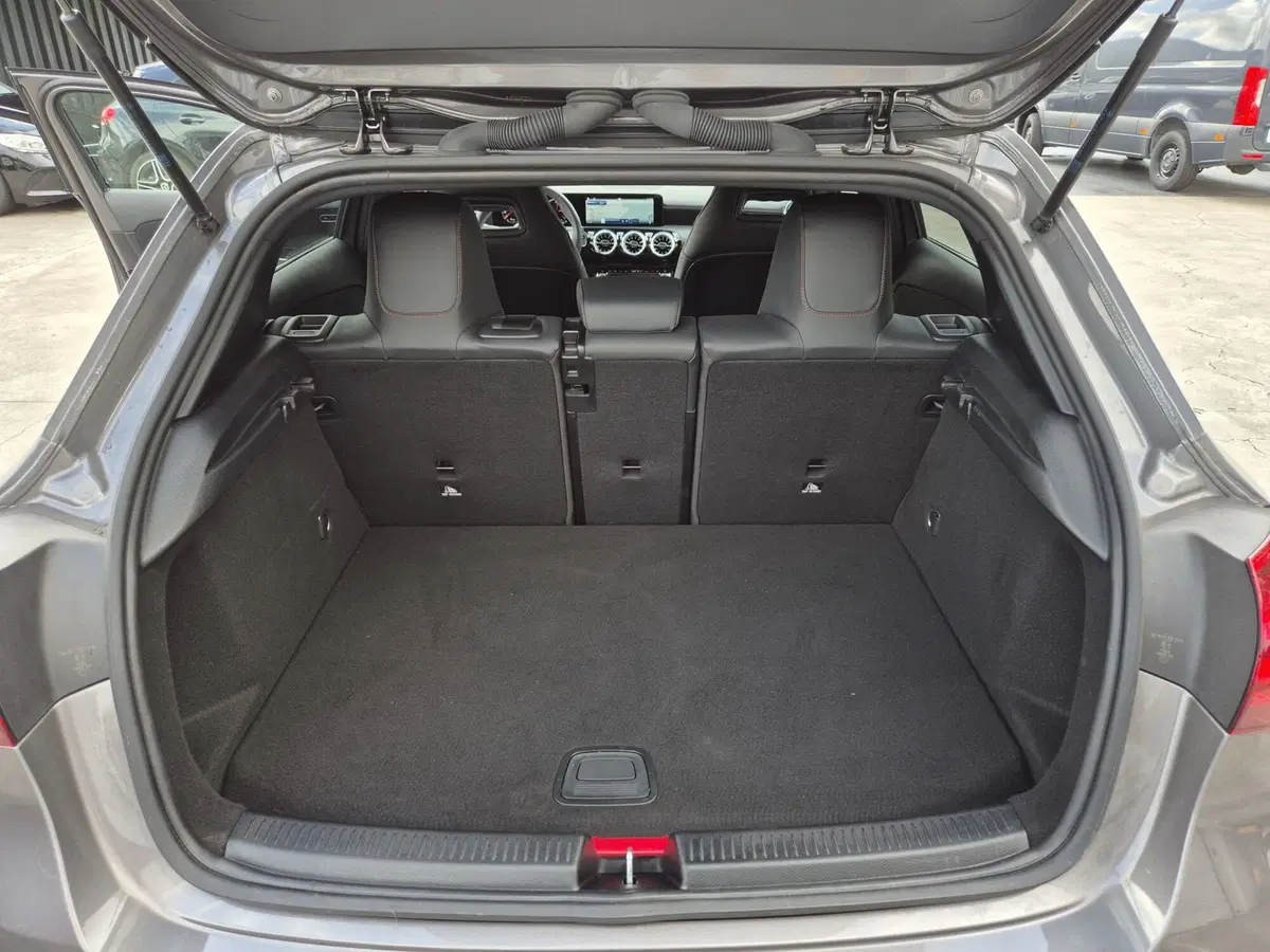 Mercedes-Benz Classe A usata  (12)