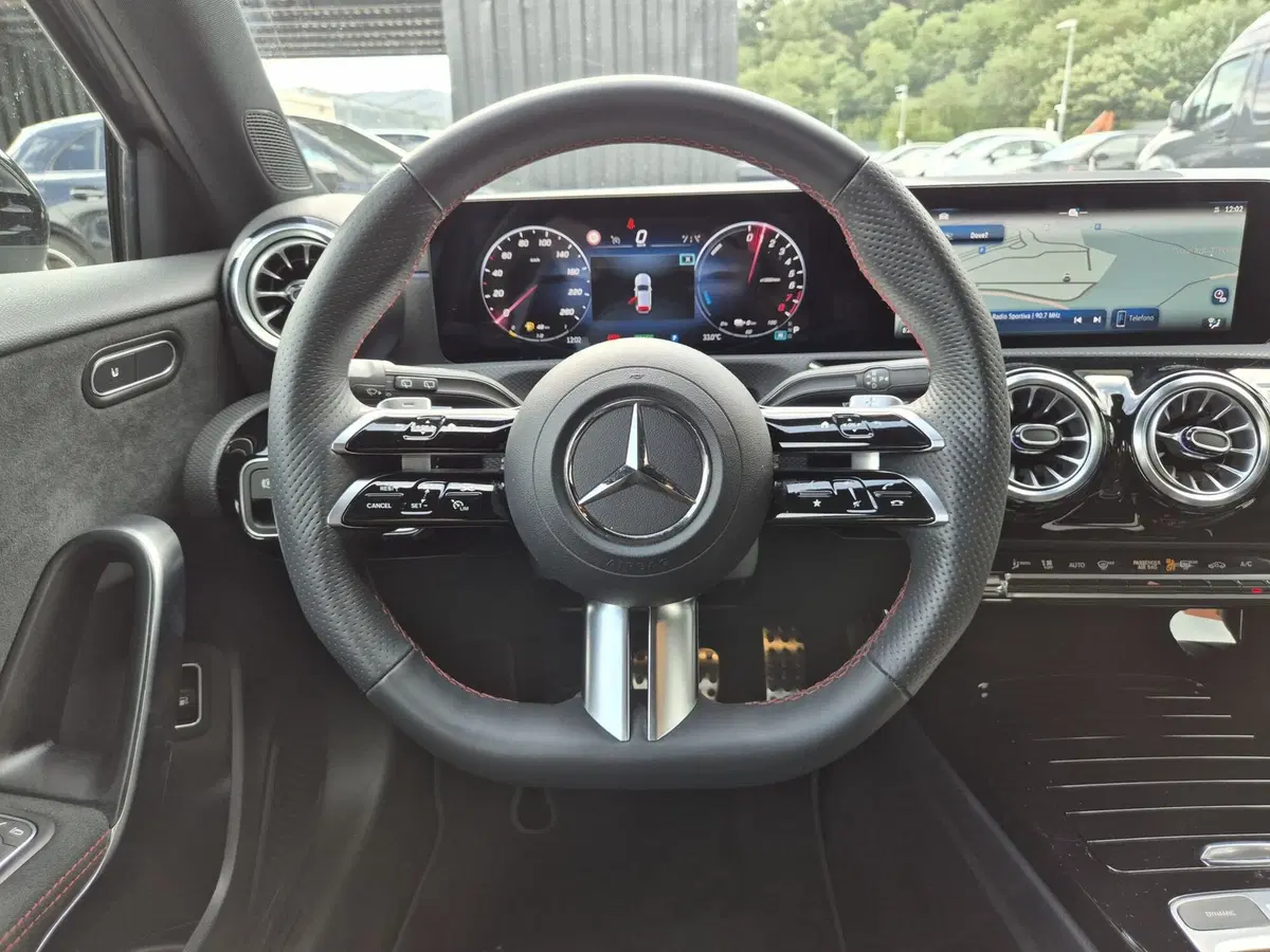 Mercedes-Benz Classe A usata  (17)