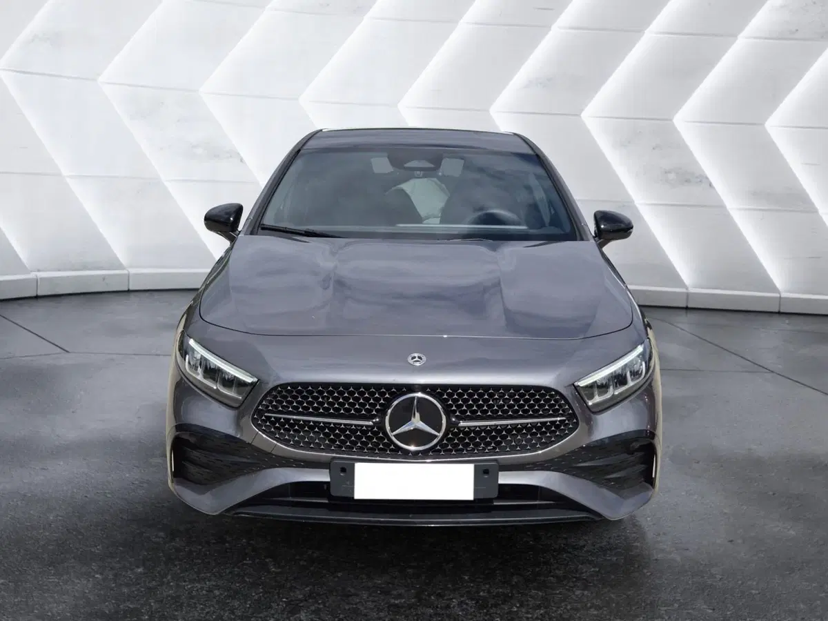Mercedes-Benz Classe A usata  (2)