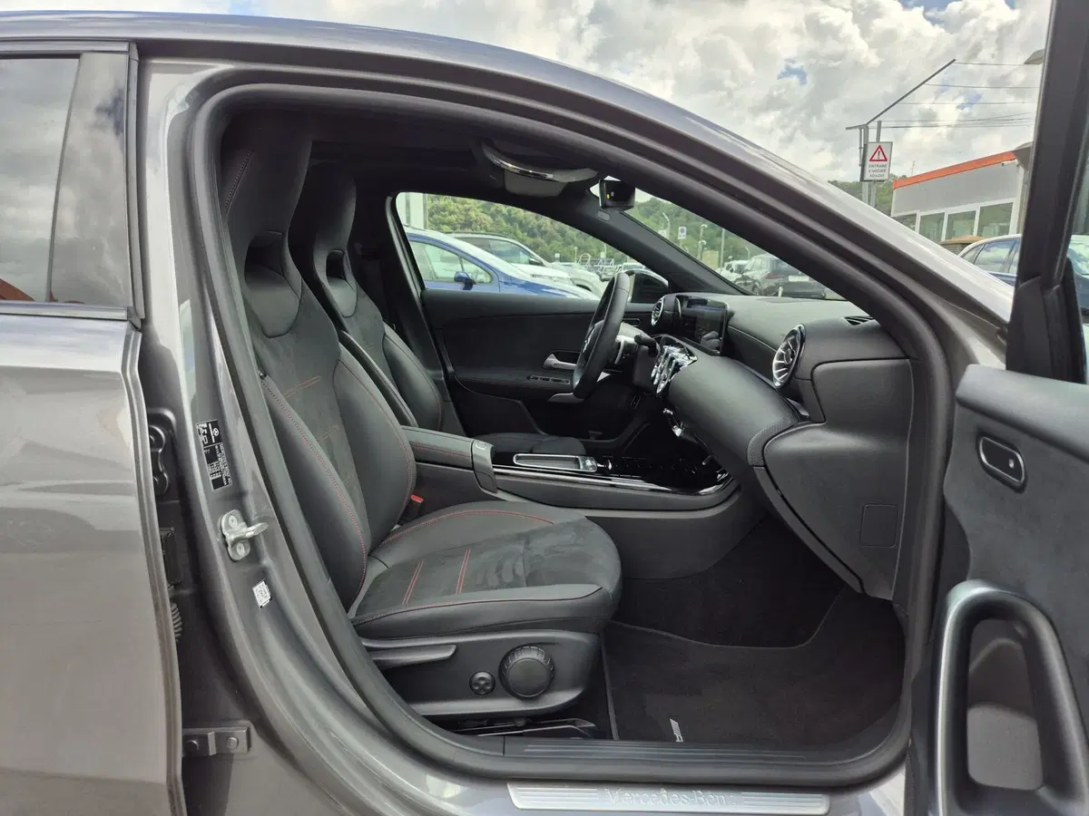 Mercedes-Benz Classe A usata  (9)