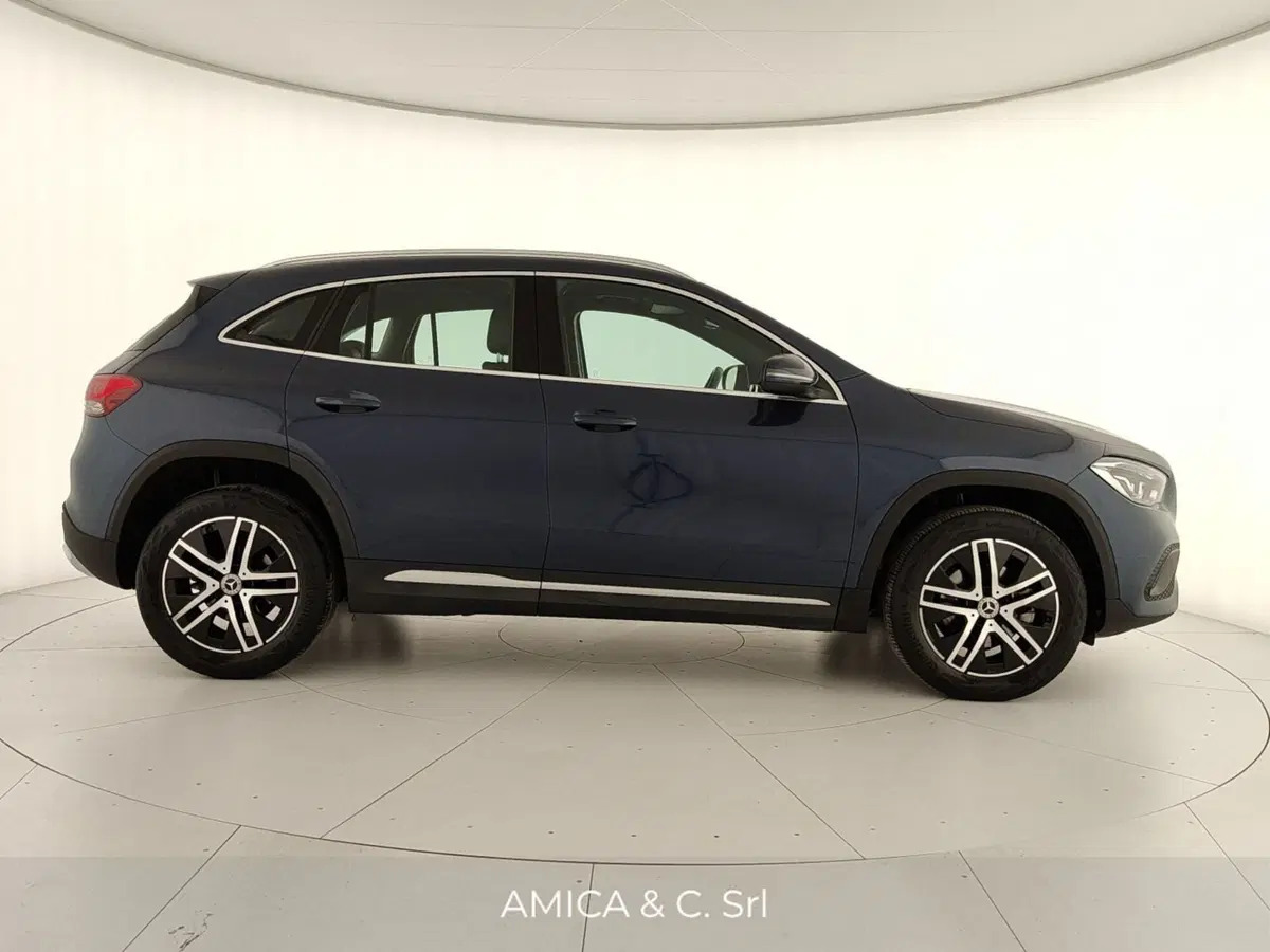 Mercedes-Benz GLA SUV usata a Caserta (7)