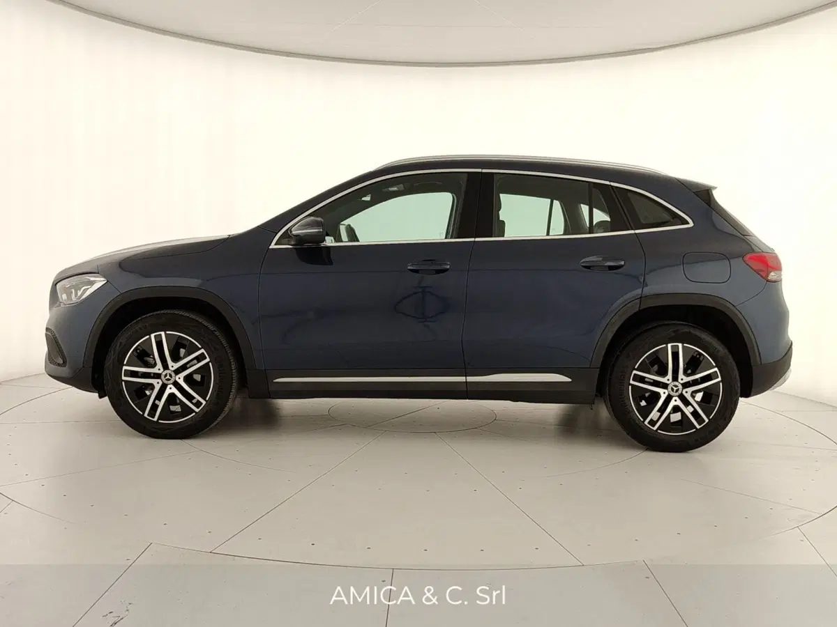 Mercedes-Benz GLA SUV usata a Caserta (8)