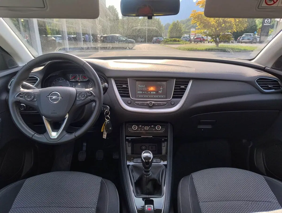 Opel Grandland X usata a Belluno (6)