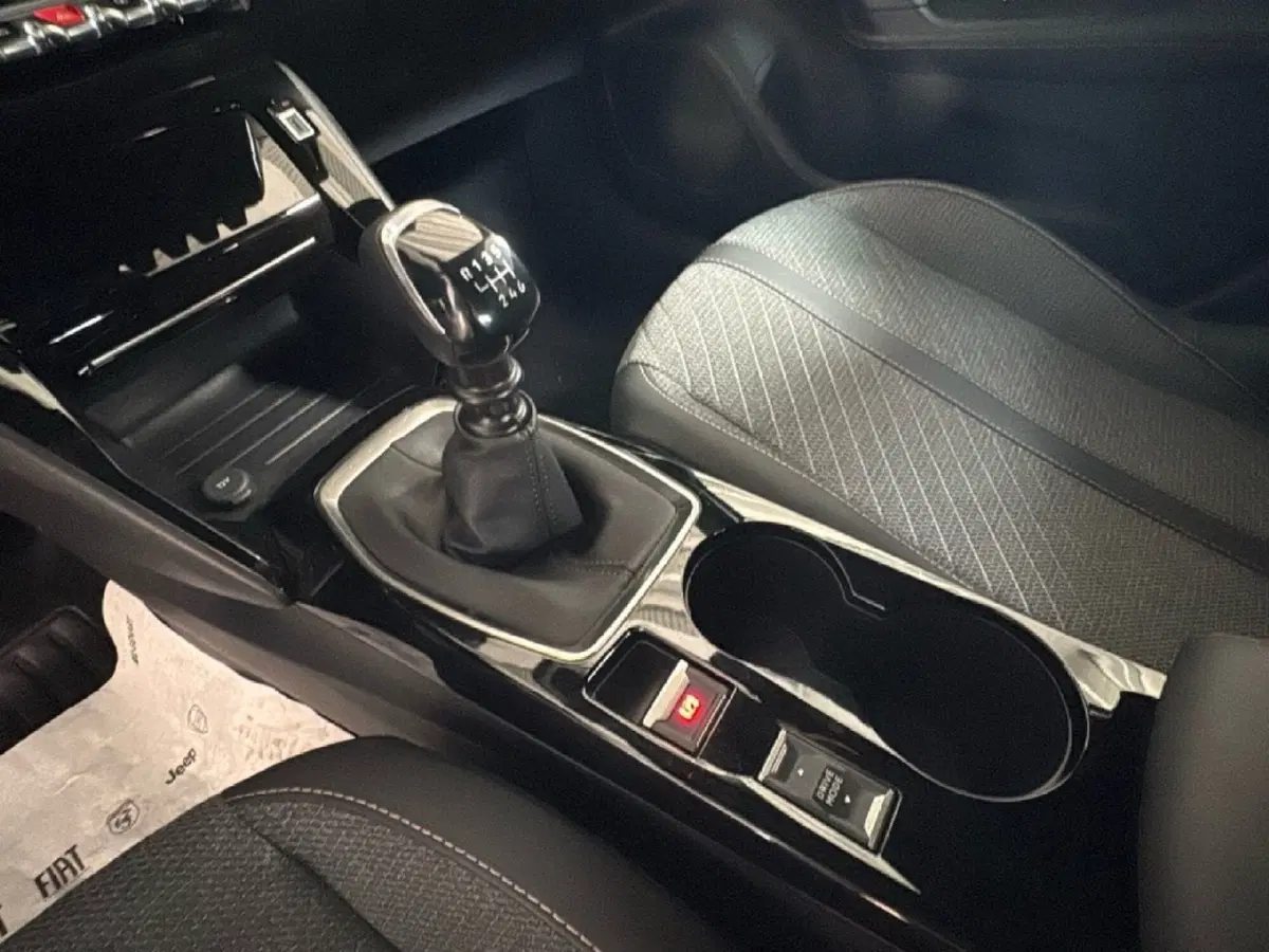 Peugeot 2008 usata a Agrigento (17)