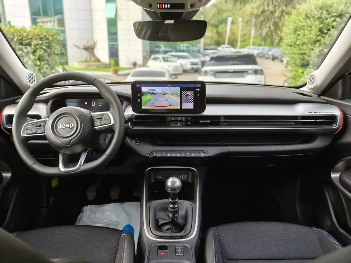 Jeep Avenger usata a La Spezia (7)