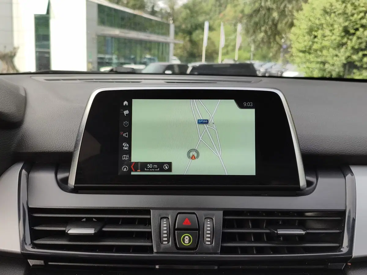 BMW Serie 2 Active Tourer usata a La Spezia (11)