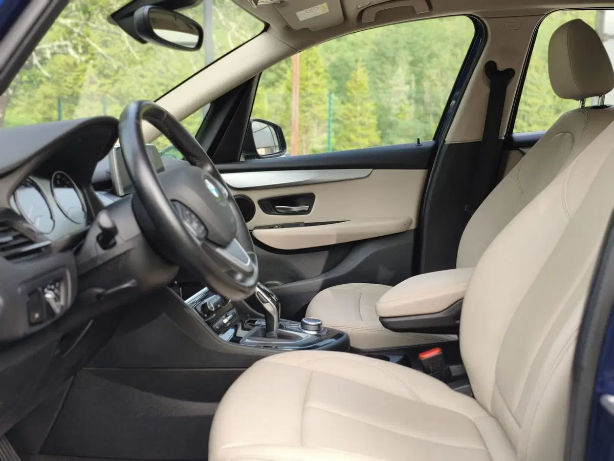 BMW Serie 2 Active Tourer usata a La Spezia (9)