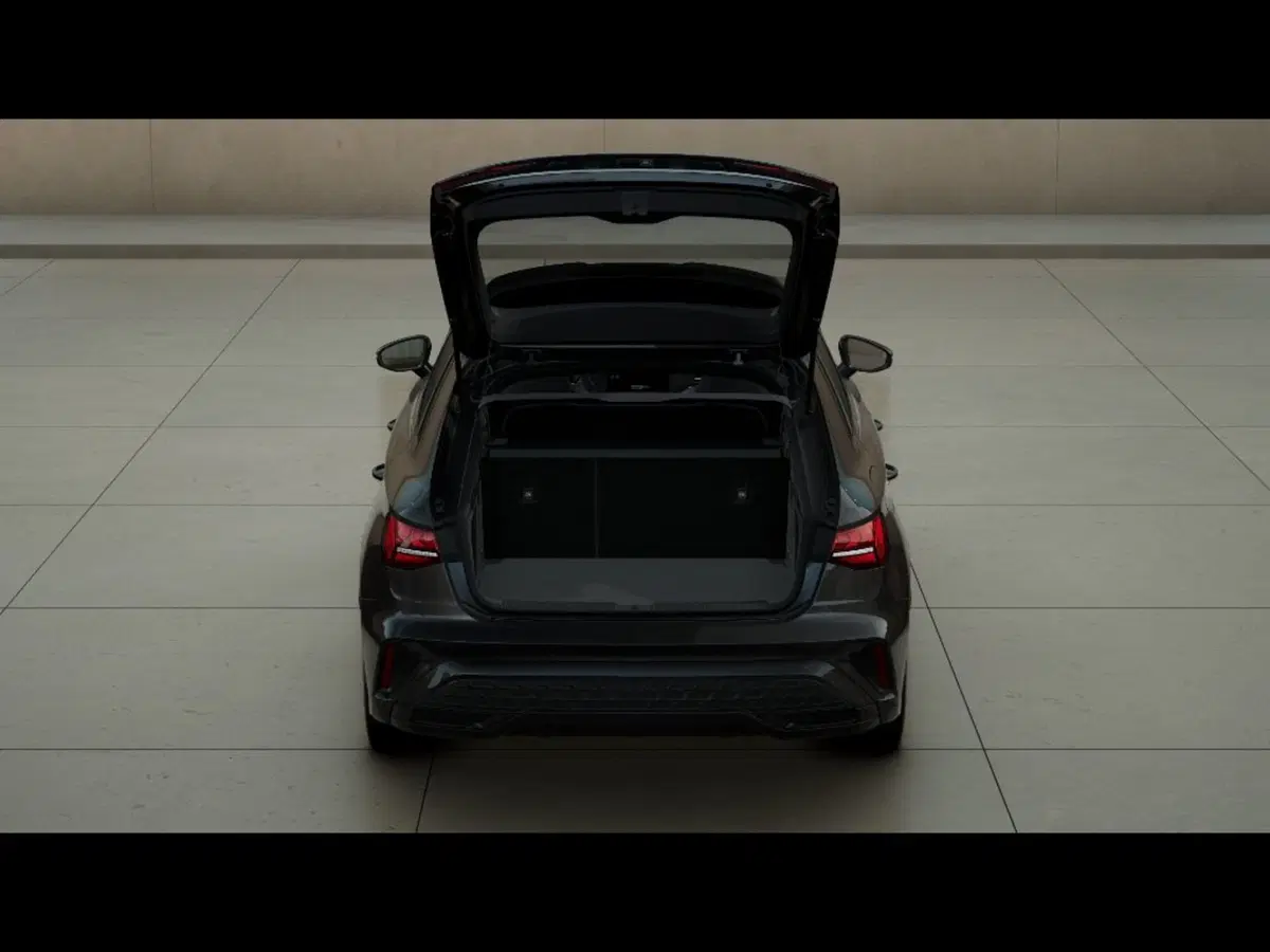 Audi A3 Sportback nuova a Livorno (6)