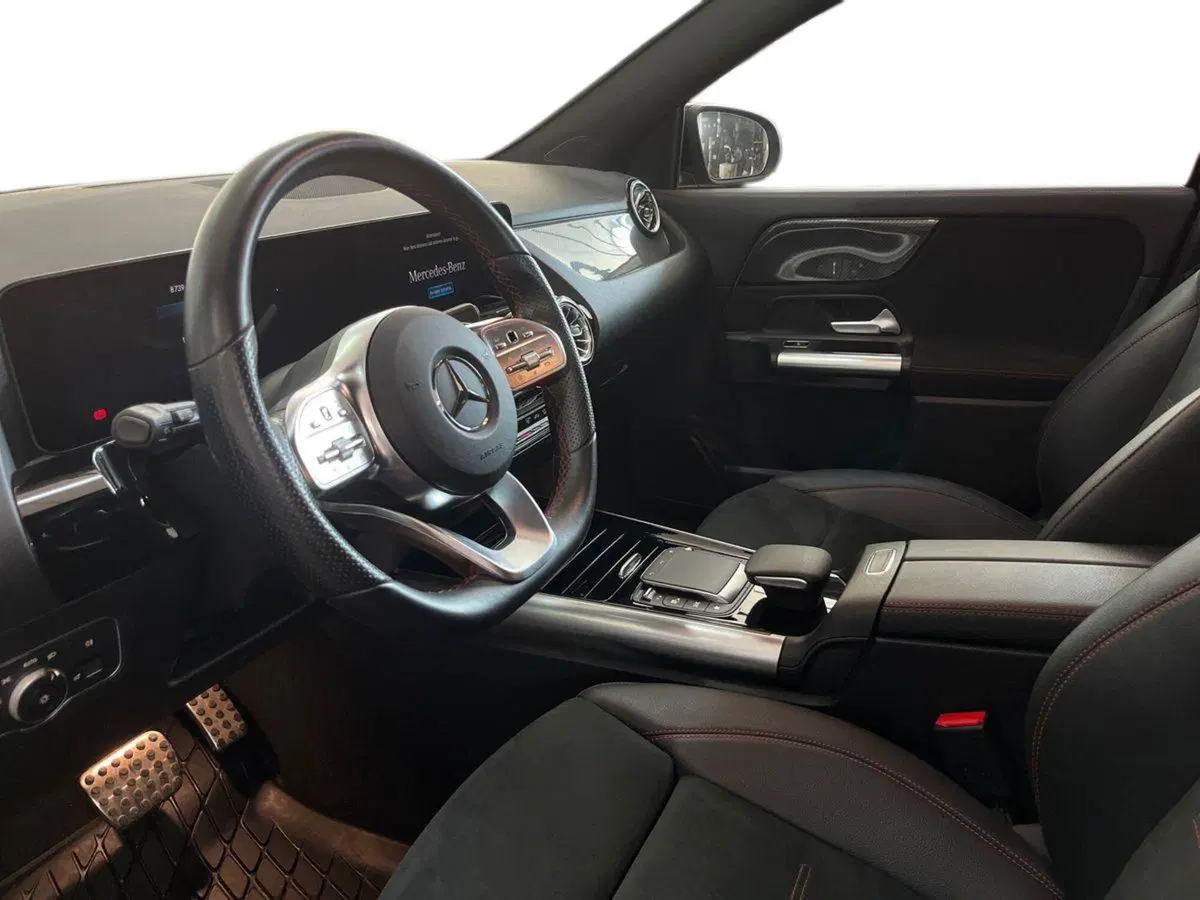 Mercedes-Benz GLA SUV usata a Foggia (7)