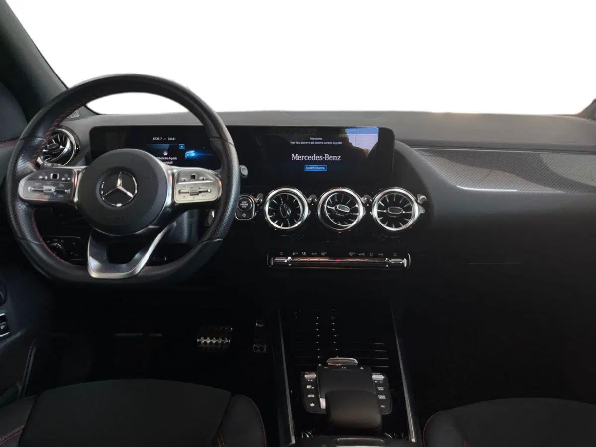 Mercedes-Benz GLA SUV usata a Foggia (8)