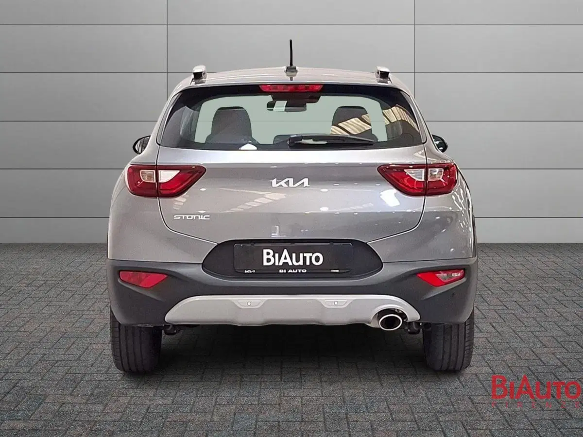 Kia Stonic usata a Firenze (11)