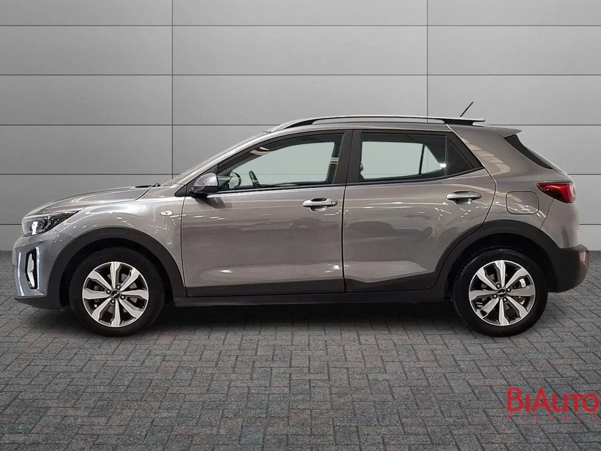 Kia Stonic usata a Firenze (2)