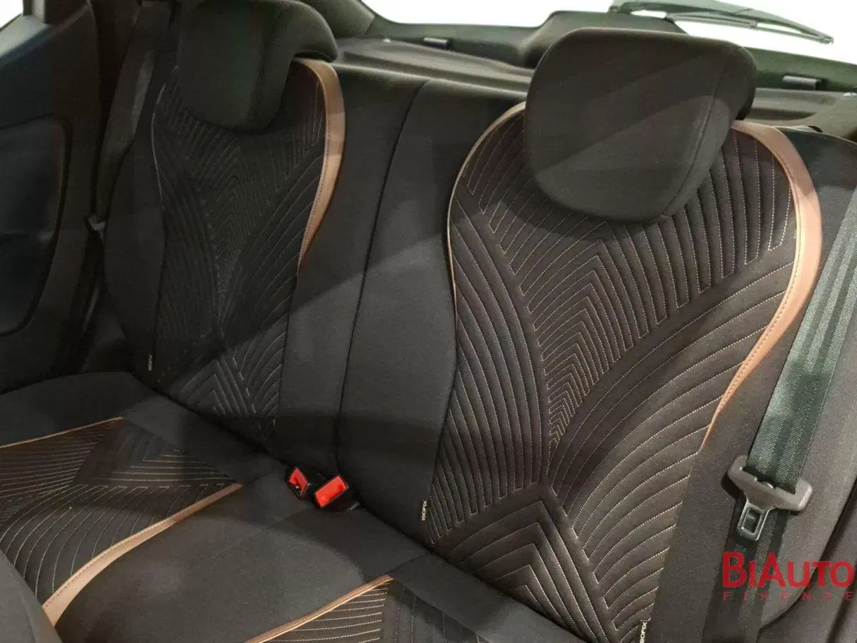 Lancia Ypsilon usata a Firenze (10)